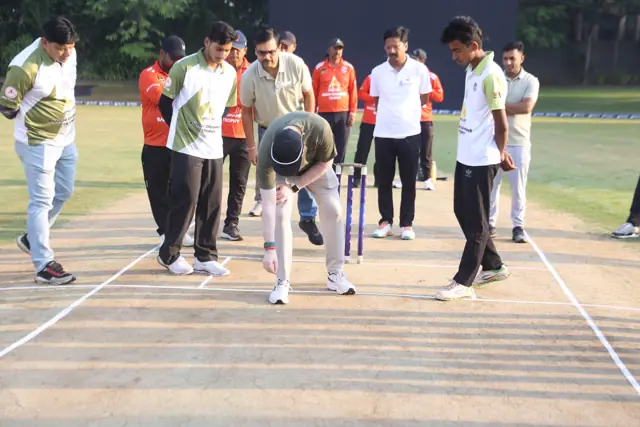 The toss on Day 1